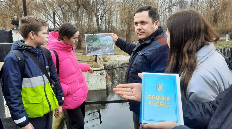 Ніжинські школярі долучилися до відзначення Всесвітнього дня водних ресурсів
