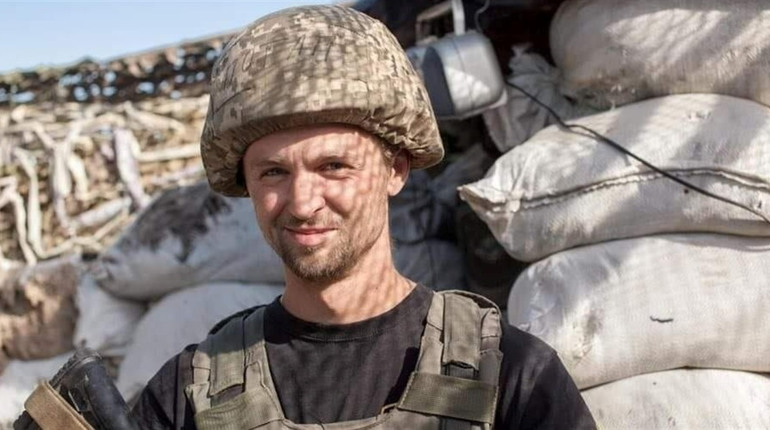 «Я завжди хотів порядку в своїй країні». Фастівчанин Артем Потапенко захищає Україну з 2014 року
