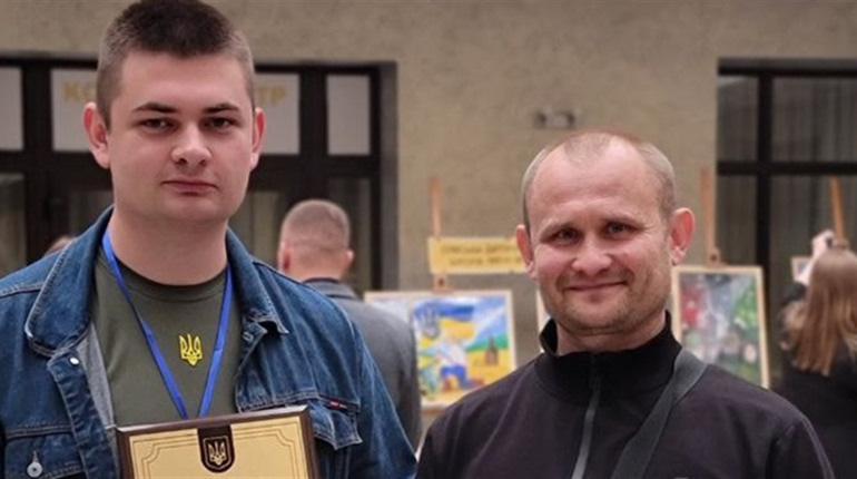 Глухівчанин отримав відзнаку на рівні області за досягнення в роботі з молоддю