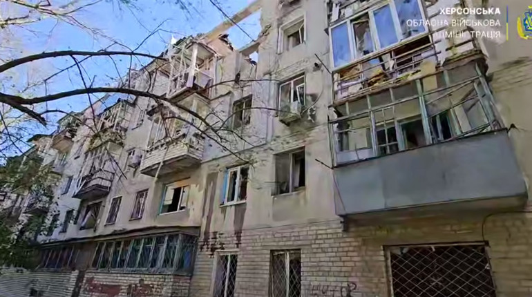 На Херсонщині армія рф завдала ударів по житловим будинкам та соціальній інфраструктурі