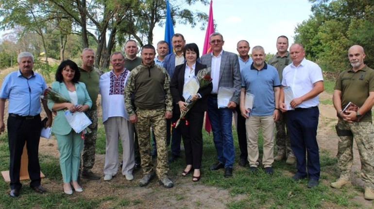 Почесну відзнаку ОТУ "Суми" отримали голови громад Юрій Зарко та Сергій Пасько