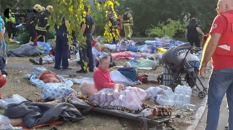 Російська бомба влучила у пансіонат для людей похилого віку: є поранені (фото)