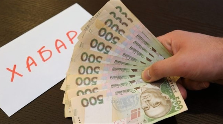 Судитимуть чоловіка, який пропонував неправомірну вигоду за закриття кримінального провадження