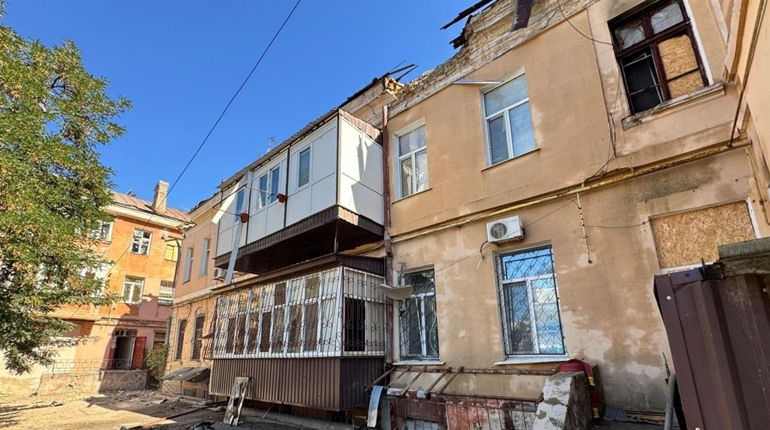 Зранку окупанти обстріляли Херсон з реактивної артилерії