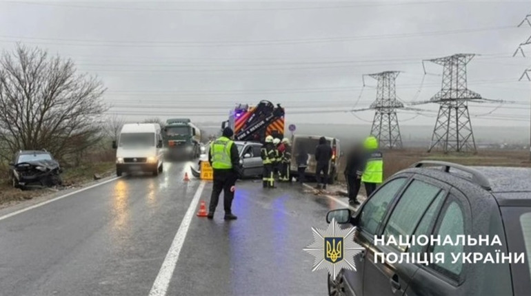 Смертельна ДТП на трасі Одеса – Рені біля Петродолинського: рух ускладнено