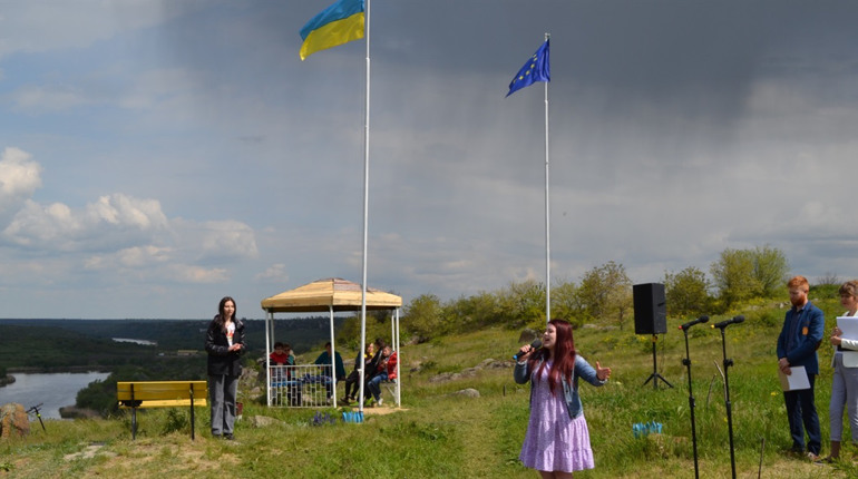 На крутих схилах Південного Бугу в Костянтинівці відкрито туристичну локацію. Репортаж