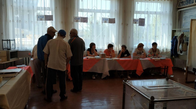 На Сватівщині у депутати Нижньодуванської селищної ради йдуть 53 кандидата