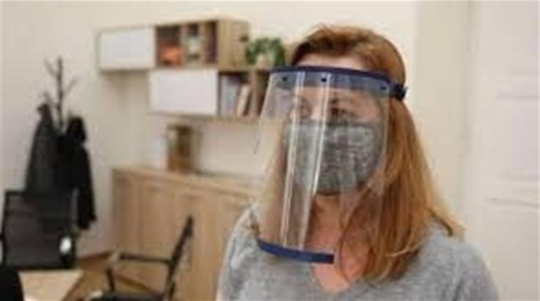 Учителі будуть ходити в щитках