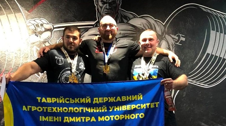 Завершився Чемпіонат України з богатирської тяги в Одесі: найсильнішим у надважкій вазі став Газаєв