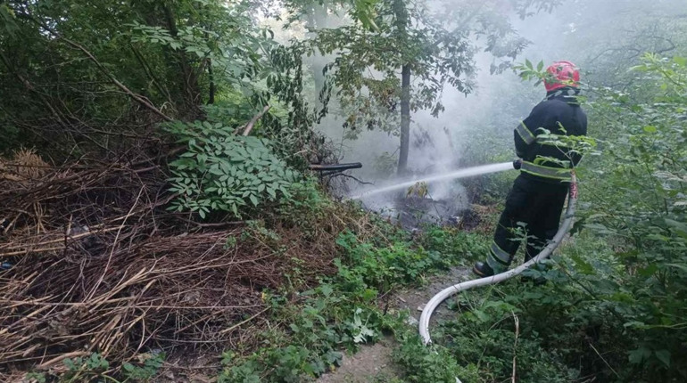 Спекотна та гаряча неділя. Чергова пожежа у Городку