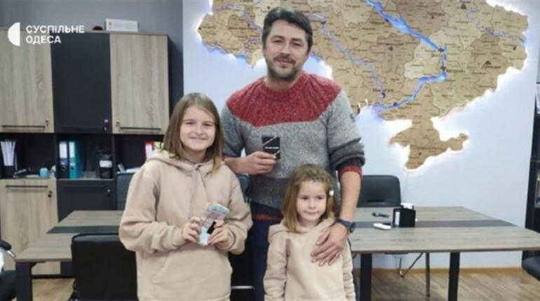 10-річна дівчинка з Южного передала Притулі 31 тис гривень - зібрала їх у вікторині з географії