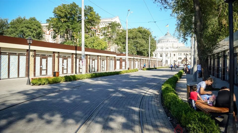 В Одесі навколо Старосінної площі планують облаштувати платний паркмайданчик на дві сотні машин