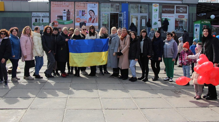 "Добро задля життя": у Нетішині на благодійній акції збирали кошти на лікування 5-річної дівчинки