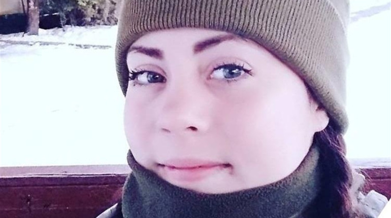 В Попасній в останню путь проводжали солдата ЗСУ Анастасію Вітовську: дівчині був лише 21 рік
