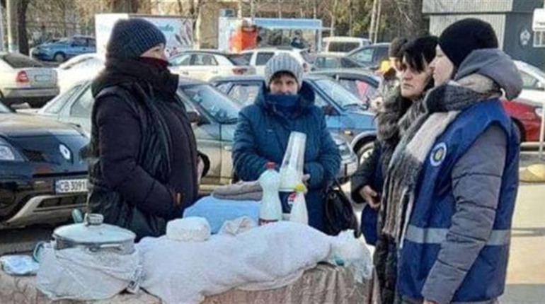 Стихійна торгівля у Переяславі: чому варто купувати лише в перевірених місцях?