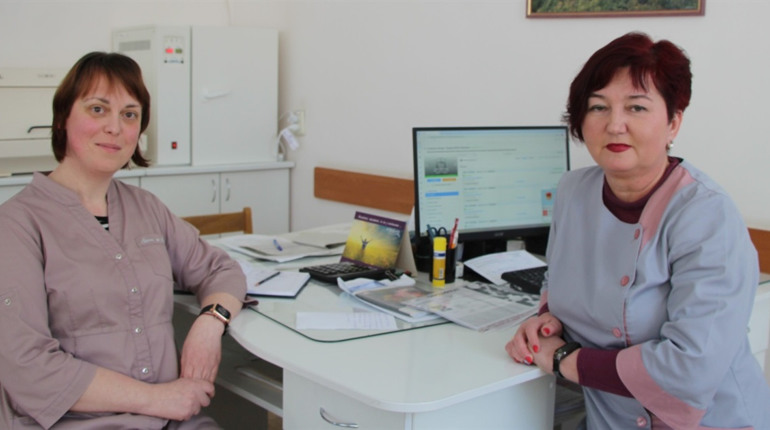 ЧАРІВНИЦІ ЗДОРОВОЇ ДИТЯЧОЇ УСМІШКИ - НІЖИНСЬКІ СТОМАТОЛОГИНІ
