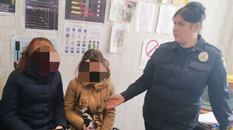 Поліція знайшла фастівських школярок, які скоїли крадіжку
