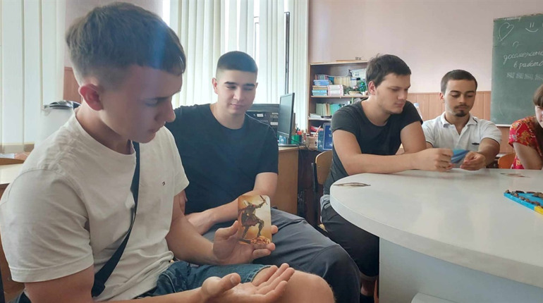 Студенти Первомайського ННІ НУК зустрілися із представницею Міжнародного медичного корпусу
