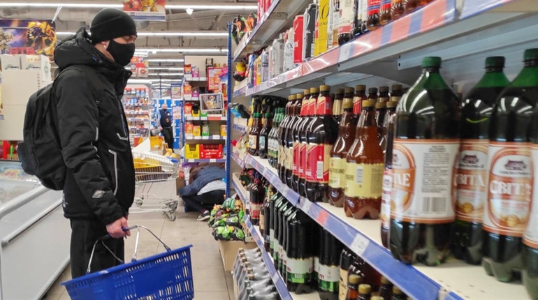 На Рівненщині дозволили продаж алкоголю