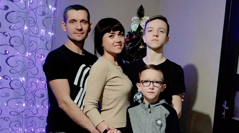 "Батьки були проти наших стосунків через різницю у віці": історія родини Корсун з Лозівщини