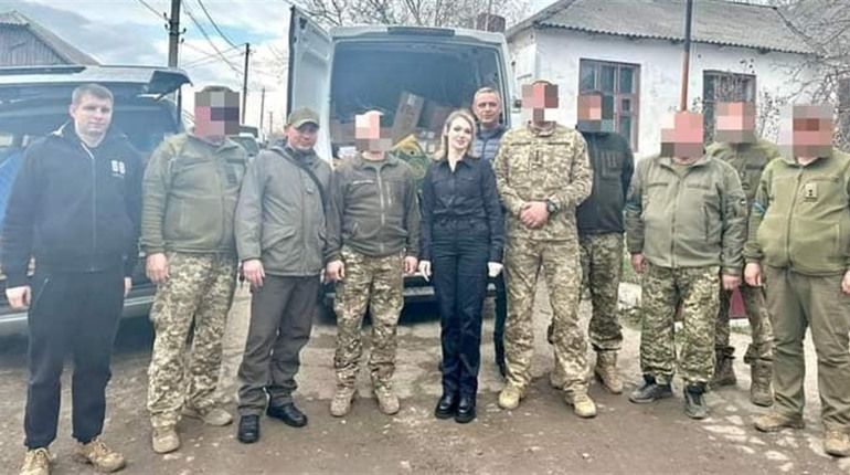 Черкащани відвідали військовослужбовців, які перебувають на виконанні бойових завдань
