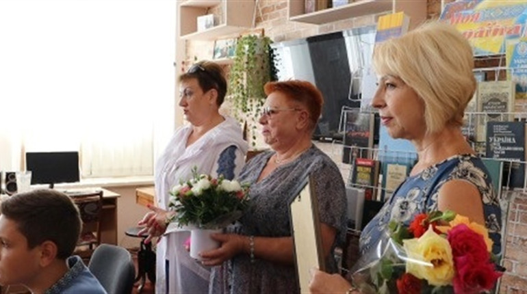 У Смілі відбулася презентація збірки поезій Тетяни Шугар - Благодарної