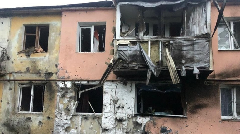 Одна людина загинула, четверо поранені, наслідки вчорашніх обстрілів Білопілля
