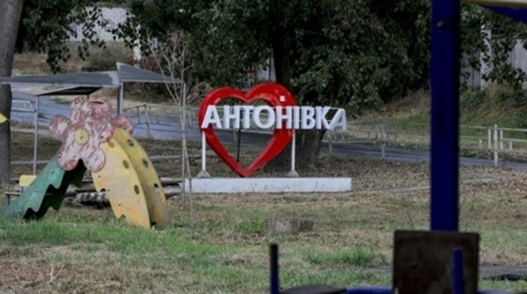 У Херсонській громаді чергові перейменування: назви змінили ще 24 вулиці, 1 заїзд та 2 провулки