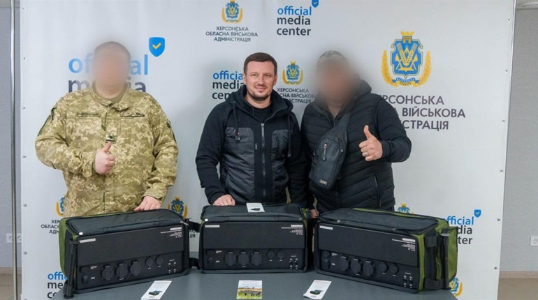 Морпіхи на Херсонщині отримали зарядні станції для безперебійної роботи БпЛА
