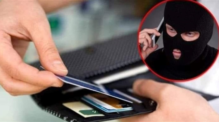 З картки зникло понад 100 тисяч гривень: мешканця Нетішина ошукали "банкіри"