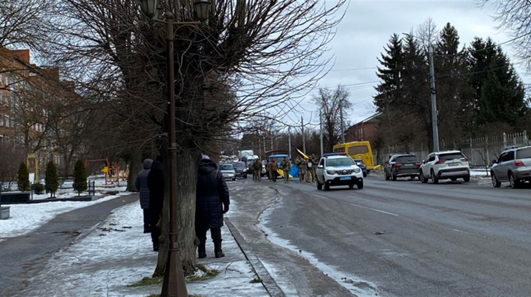 Барська громада попрощалась з захисником та Героєм Сергієм Подгорним