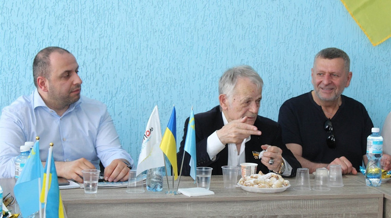 Лідери кримських татар відвідали Мелітополь і Бердянськ