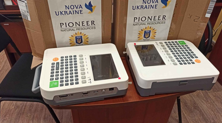 Білопільська лікарня отримала нові кардіографи від благодійників