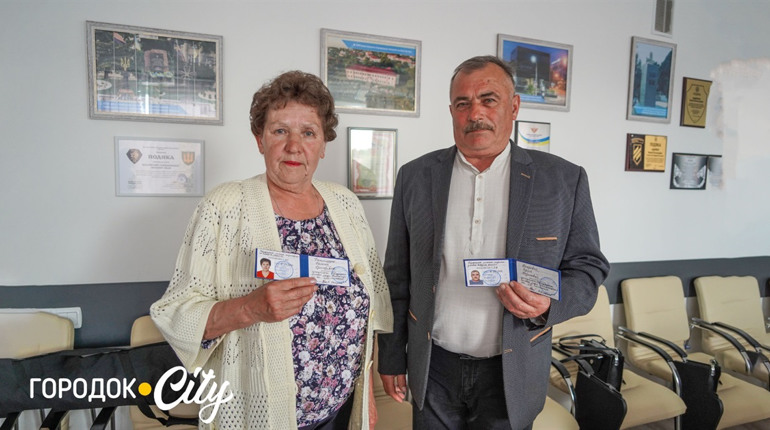 Зміни у депутатському складі Городоцької міськради. Хто склав мандат, а хто розпочав роботу?
