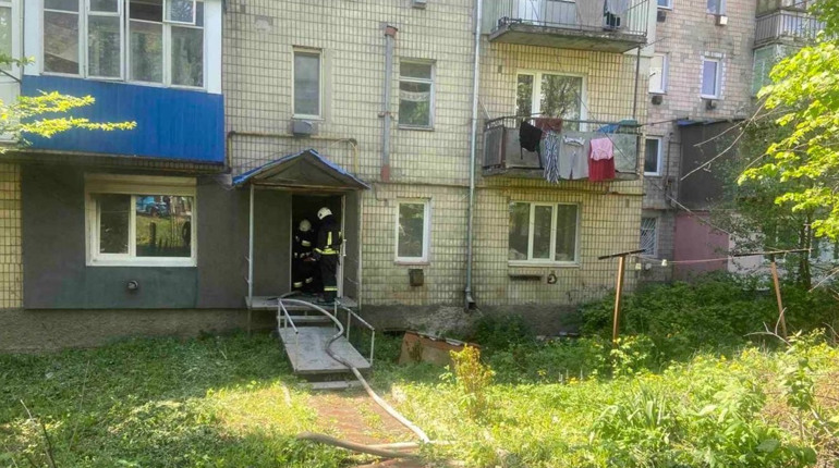 У Городку через коротке замикання спалахнула пожежа у квартирі