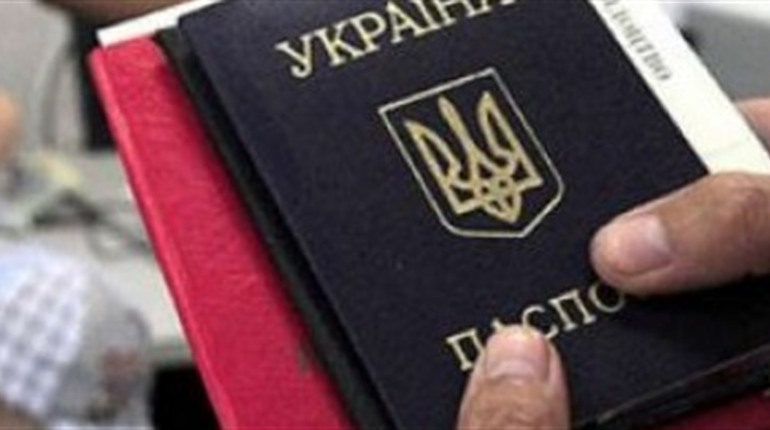 На Тернопільщині через випадки шахрайства ретельніше перевірятимуть переселенців