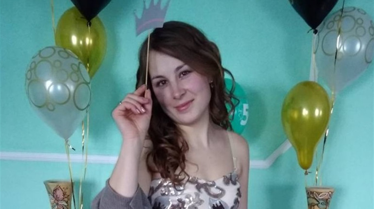 Кинула роботу у дитячому садочку, щоб пекти на замовлення торти і тістечка