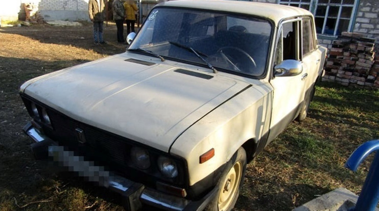 У Сватовому двоє чоловіків вкрали автомобіль прямо з двору власника: подробиці