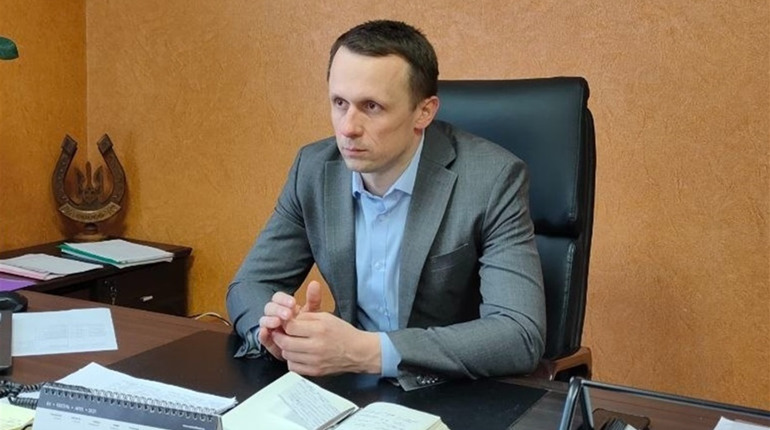 Президент звільнив голову Сватівської районної державної адміністрації: подробиці