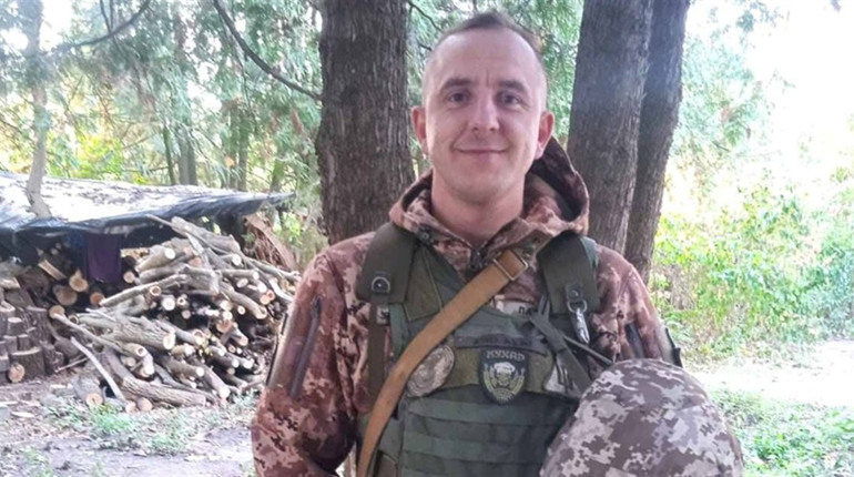 Вірші із фронту. Історія загиблого воїна Віктора Павлюка