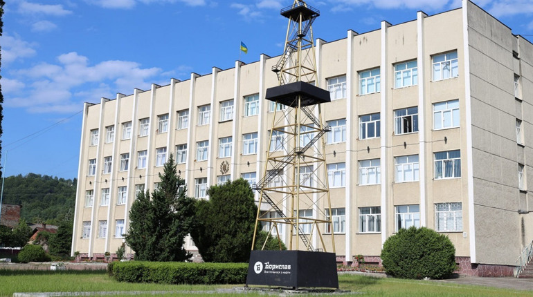 Працювала бібліотекаркою на Харківщині, а зараз – у міській раді Борислава: історія переселенки Юлії