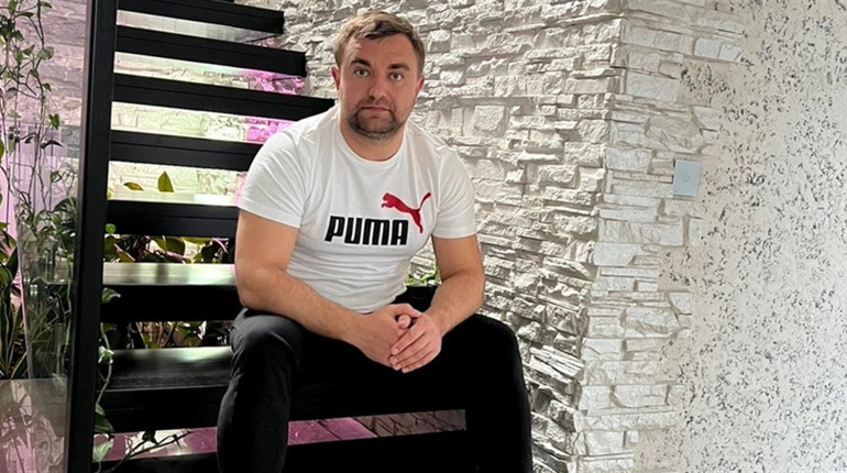 Нардепа з Херсонщини Ковальова виключили з фракції та підозрюють у держзраді