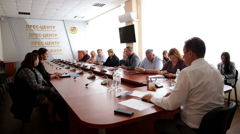 Мешканці Золотого звернулися до очільника Луганщини з проханням вирішити проблеми міста