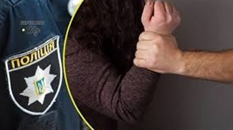 О першій годині ночі переяславка заявила на чоловіка, який буянив: хроніка поліції
