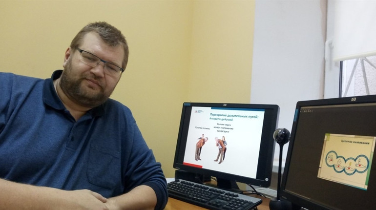Андрію Аносову, медику з Біляївки, Президент присвоїв звання заслужений лікар України