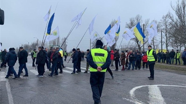 Чому фермери блокували трасу