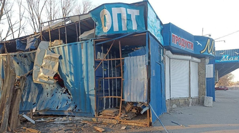 Нова Каховка: обстріли автозаправок і магазинів - хто винен