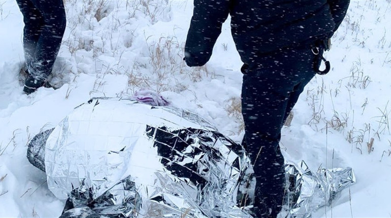 Поліцейський із Дубровиччини врятував 85-річну жінку зі снігового замету