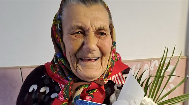 На Звягельщині привітали довгожительок із поважними ювілеями
