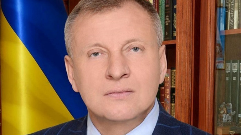 Як нардеп Петро Юрчишин голосував за кандидатуру міністра освіти, якому закидають плагіат